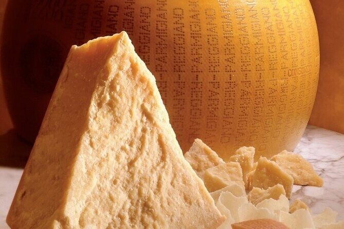 Bologna: the red medieval pearl and its delicious food (private tour) - The Value of This Tour