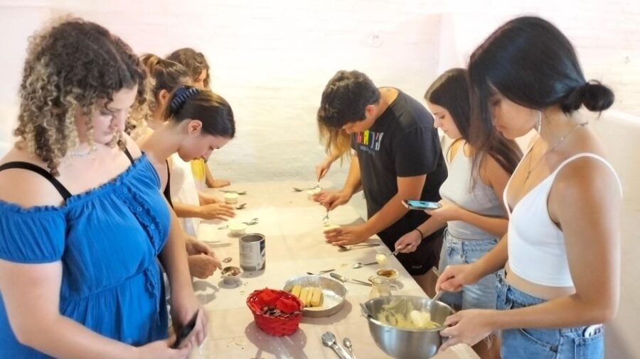 Bologna: Traditional Bolognese Pasta Making with Meal - The Heart of Bologna’s Pasta Traditions