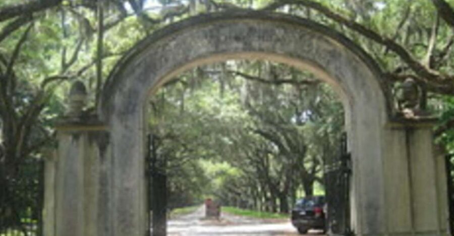 Bonaventure Cemetery & Wormsloe State Historic Site Tour - A deep dive into the Savannah Bonaventure & Wormsloe Experience
