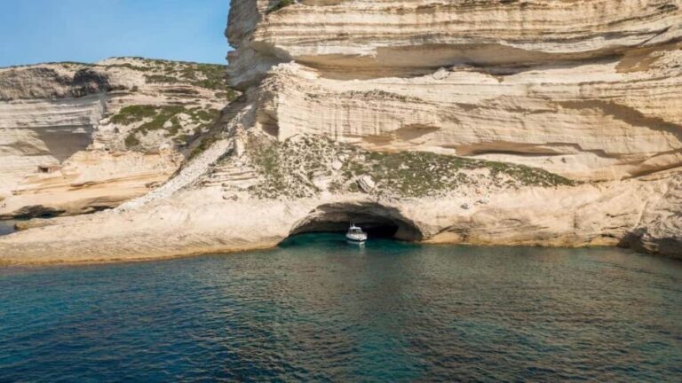 Bonifacio: Lavezzi Islands Full day Trip by Boat - A Closer Look at the Experience
