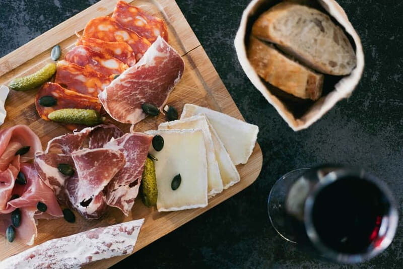 Bordeaux Night Walk ending with Wine and cheese Tasting - Key Landmarks and the Itinerary Breakdown