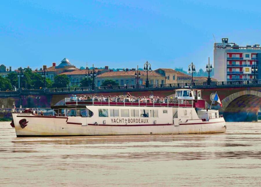 Bordeaux: River Garonne Cruise with Glass of Wine and Canelé - Who Will Appreciate This Cruise?