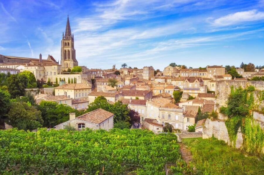 Bordeaux: Saint-Emilion and Medoc Full-Day Wine Experience - A Detailed Look at the Tour Itinerary and Experience