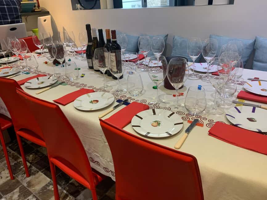 Bordeaux: Wine Tasting with Dinner in a Private Apartment - Who Should Consider This Tour?