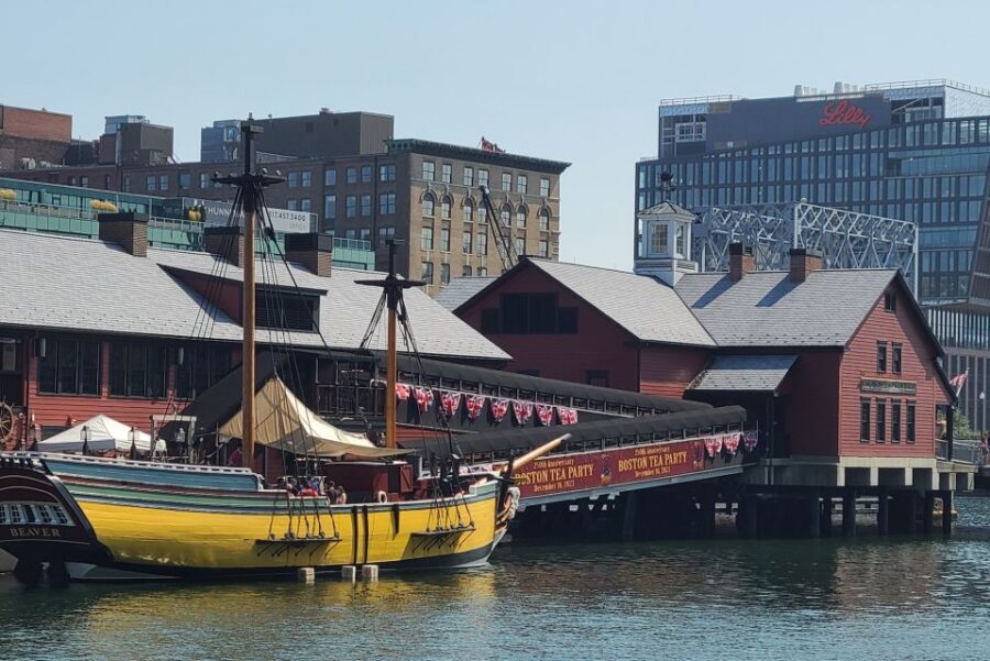 Boston: Boston Tea Party Ships and Museum Interactive Tour - An in-depth look at the Boston Tea Party Ships and Museum experience