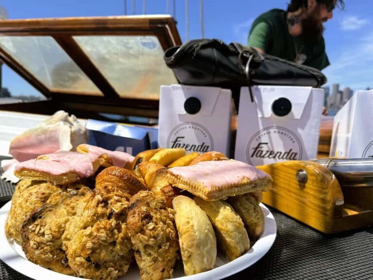 Boston: Sunday Pastry & Prosecco Sail on Boston Harbor - FAQ