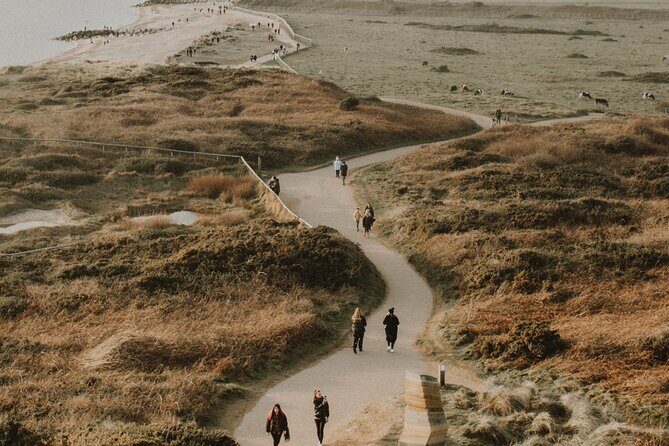 Bournemouth Tour App, Hidden Gems Game and Big Britain Quiz (1 Day Pass) UK - Who Will Love This Experience?