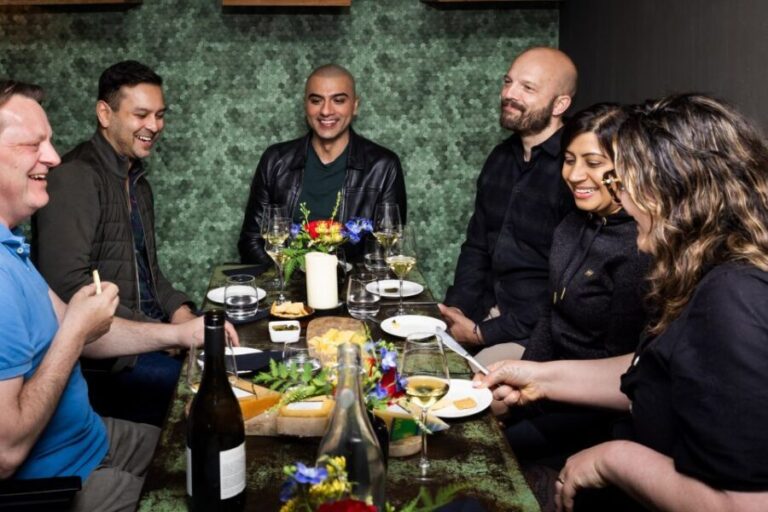 Boutique Dutch Food & History Tour in the Jordaan area - An In-Depth Look at the Food & History Tour