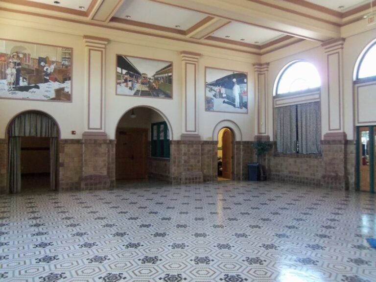 Bowling Green: Historic RailPark & Train Museum Entry & Tour - Why This Tour Is Worth It