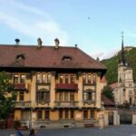 Braov in Focus: A Walking Tour, Hike & Photo Experience - The Experience: A Deep Dive into Brasov’s Photogenic Corners