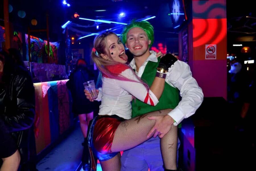 Brighton: Halloween Bar Crawl/ 5+ Venues, Free Shots & More - In-Depth Review: What to Expect from Brightons Halloween Bar Crawl