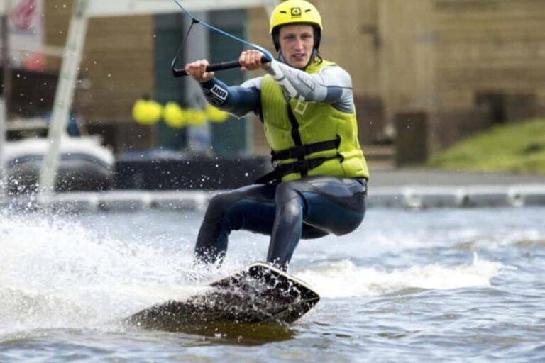 Brighton & Hove: Wakeboarding Taster Session - Who Should Consider This Experience?