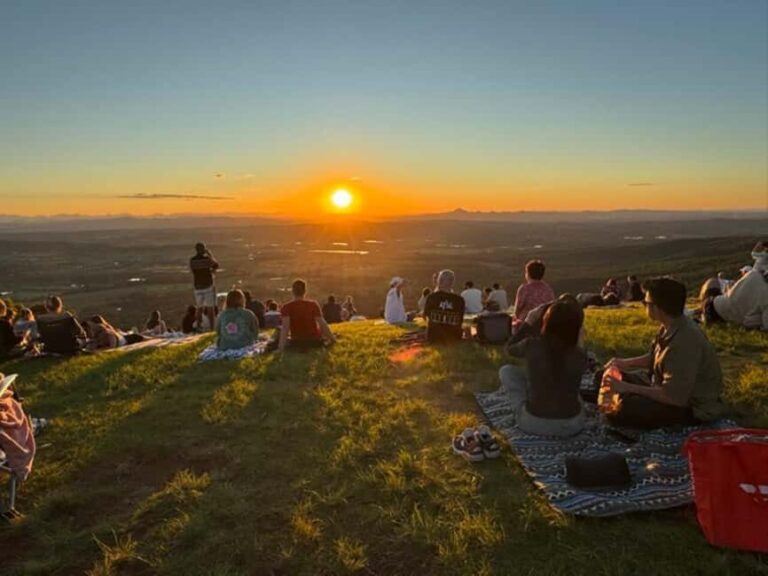 Brisbane: Glow Worms, Sunset, Star Gazing & BBQ - Exploring the Tour in Depth