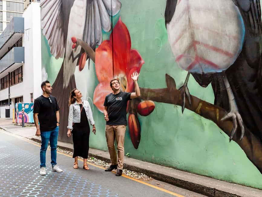 Brisbane: Small Bars and Street Art Tour with a Drink - A Closer Look at the Itinerary