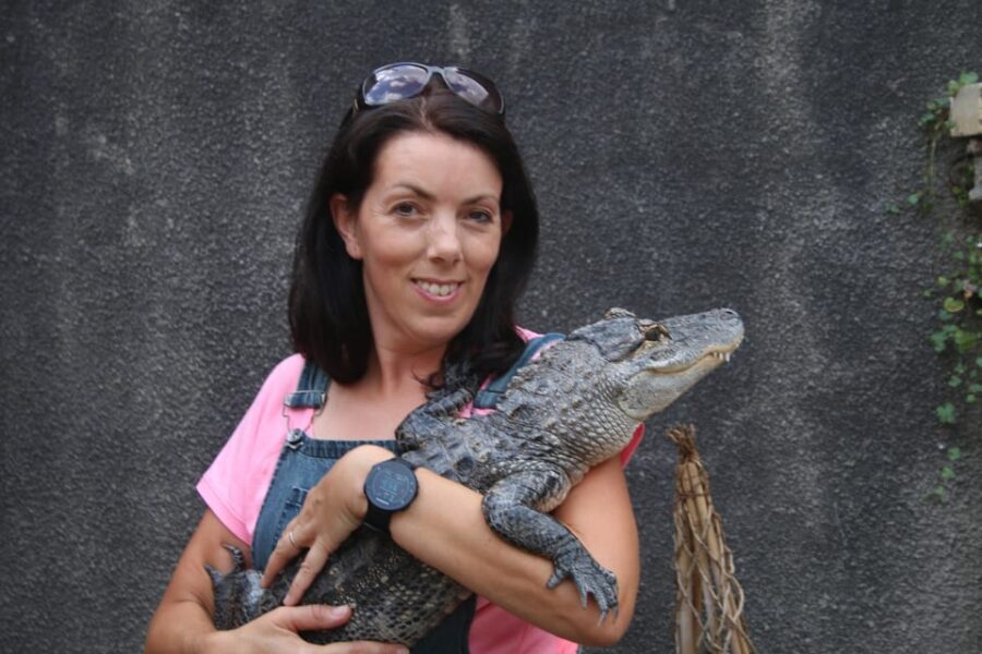 Bristol: Crocodile Keeper for a Day Experience - Enclosure Maintenance and Animal Care