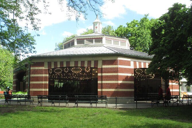 Brooklyn Self-Guided Walking Tour and Scavenger Hunt - Who Would Love This Tour?