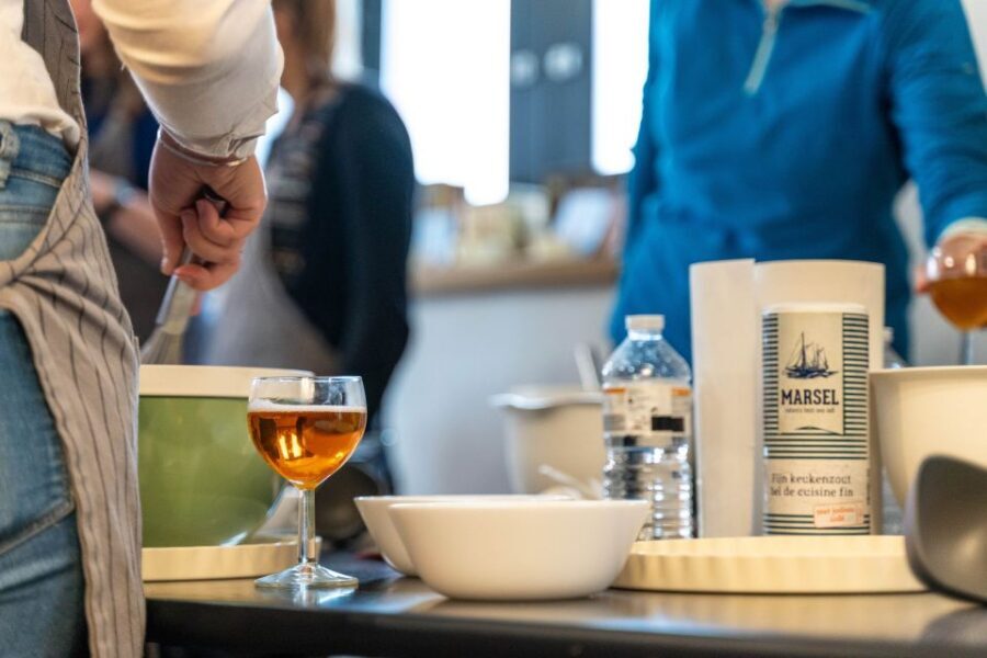 Bruges: Belgian Waffle-Making Workshop with Beer Tasting - Who Should Consider This Experience?