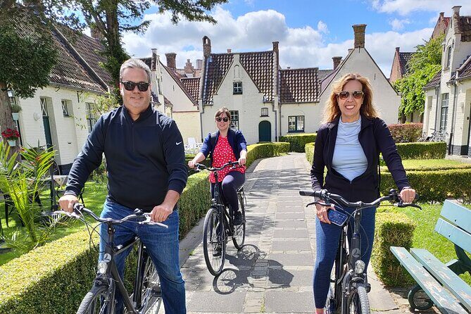 Bruges by bike with friends and family! - Who Will Love This Tour?