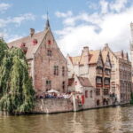 Bruges: Christmas Market Private Walking Tour - A Walk Through Bruges’ Christmas Wonderland: What You Can Expect