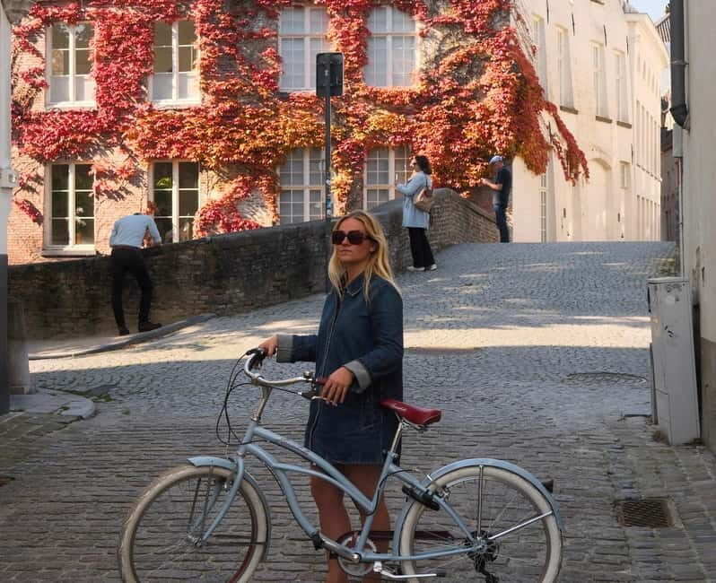Bruges: City Bike Tour with a Local - Exploring Bruges by Bike: A Genuine Local Experience