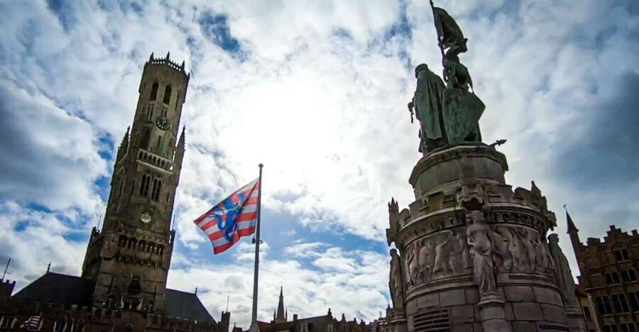 Bruges: Private Historical Highlights Walking Tour