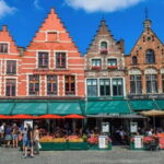 Bruges: Private Walking Tour with Canal Cruise - What We Like and What to Consider