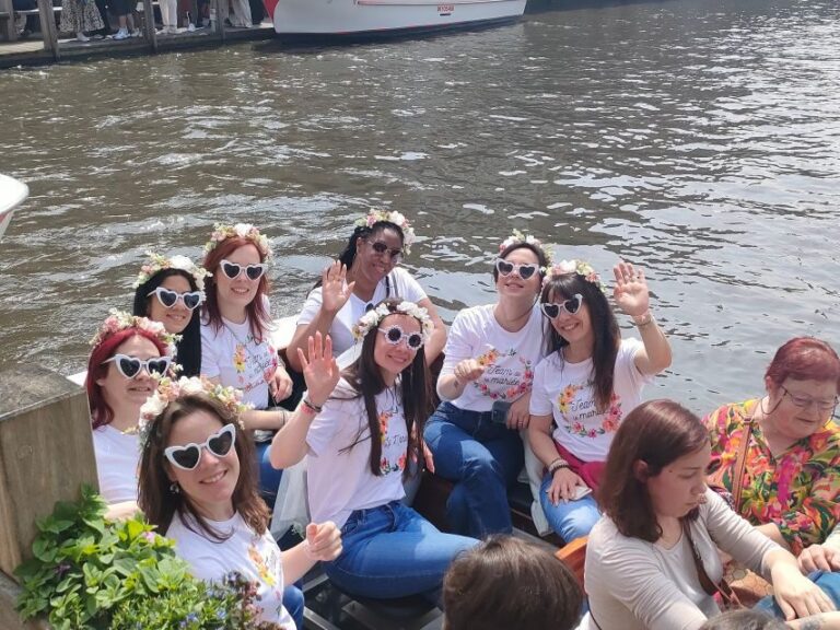 Bruges: Small Group Boat Cruise and Guided Walking Tour - Breaking Down the Itinerary
