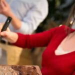 Brussels: Chocolate Workshop and Guided Walking Tour - Tasting the Best Chocolates in Brussels