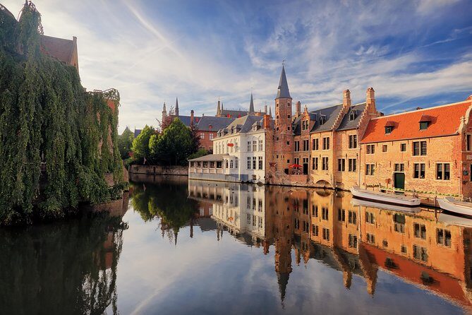 Brussels to Bruges: Private & Personalized Day Trip with a Local - Exploring Bruges with a Private Guide