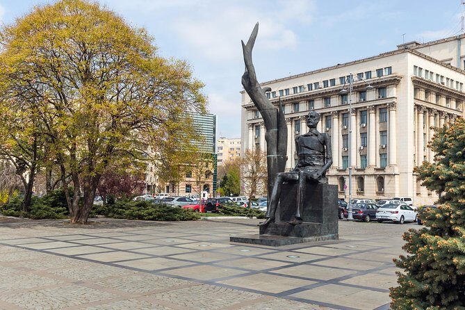 Bucharest Chronicles - The Experience from a Traveler’s Perspective