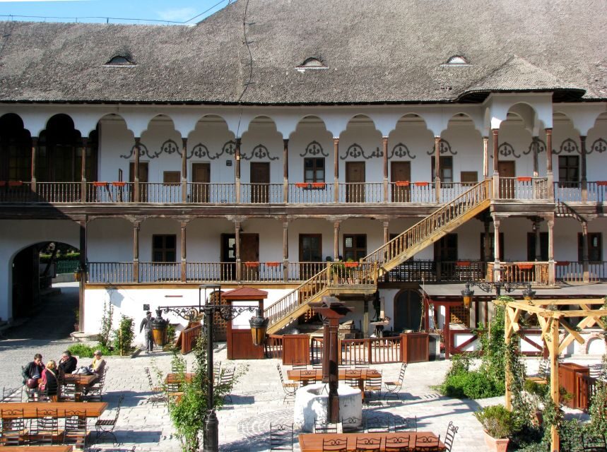 Bucharest: City Highlights Guided Walking Tour - Why Choose This Tour?