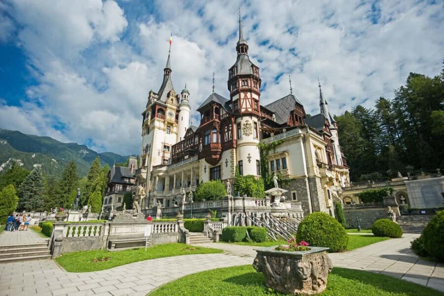 Bucharest : Day Trip 3 Castles Draculas, Peles, Cantacuzino - Who Should Consider This Tour?