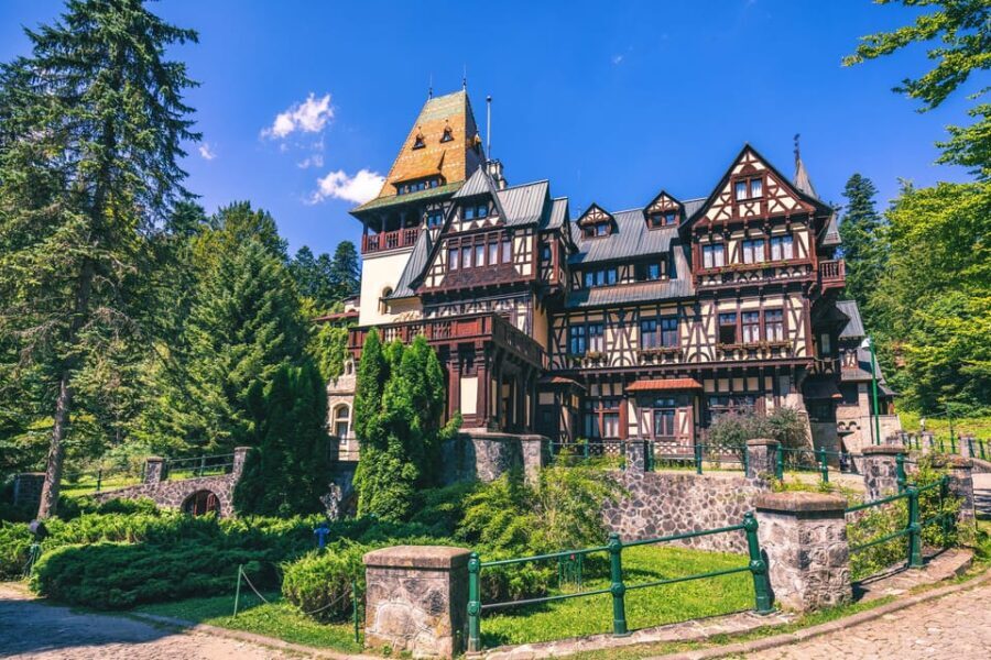 Bucharest: Peles Castle, Bran Castle, & Brasov Full-Day Tour