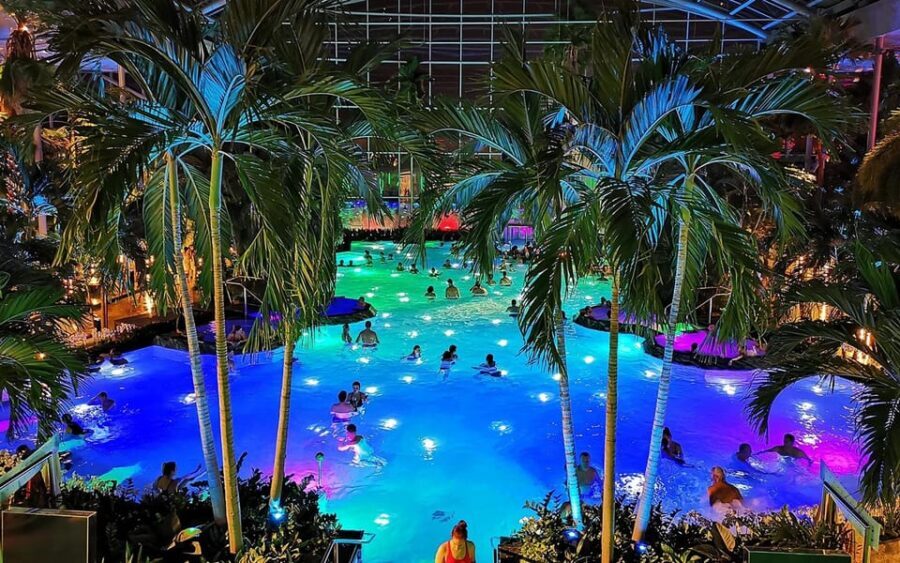 Bucharest: Therme Bucharest Spa Day with Luxury Transfer - Breaking Down the Itinerary