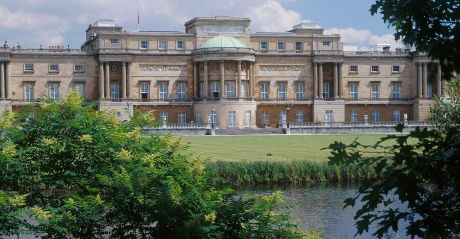 Buckingham Palace and Stonehenge Tour - A Deep Dive into the Experience