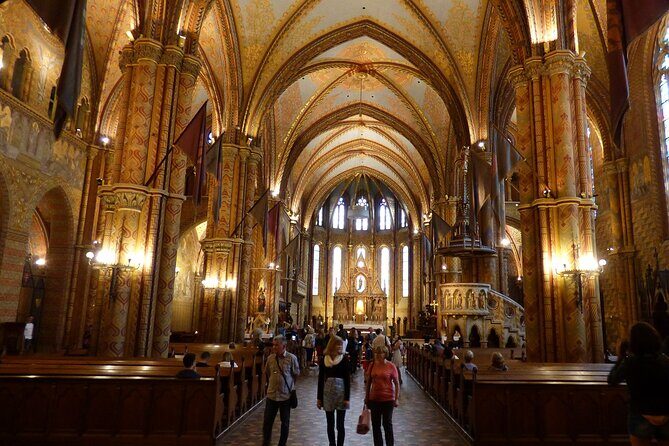 Buda Castle Walking Tour with Matthias church entry, Cake&Coffee - What Makes This Tour Stand Out