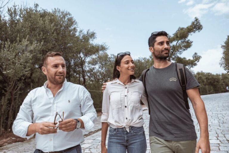 Budapest: 2 Hour City Highlights Tour with Local - A Closer Look at the Budapest Highlights Tour