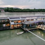 Budapest: 3-Course Dinner for 2 on a Boat Restaurant - A Detailed Look at the Budapest Boat Dinner Experience
