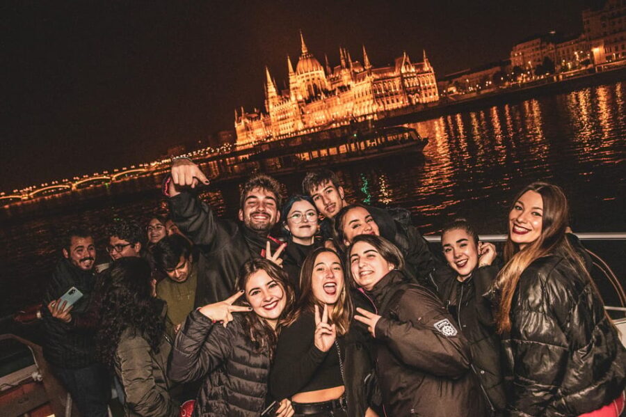 Budapest: Boat Party with option of Unlimited Drinks - An in-Depth Look at the Budapest Boat Party Experience