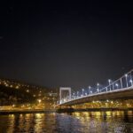 Budapest Evening Sightseeing Cruise with your own Chauffeur - FAQ
