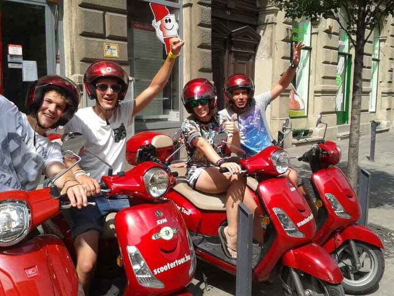 Budapest Grand Vespa Tour - A Deep Dive into the Budapest Vespa Experience