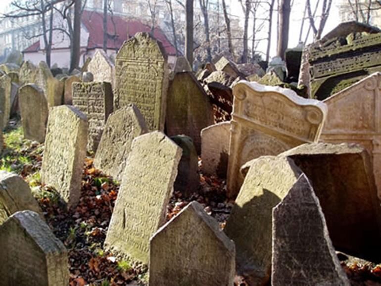 Budapest: Half-Day Small Group Jewish History Tour - Practical Details: What It’s Like in Real Life