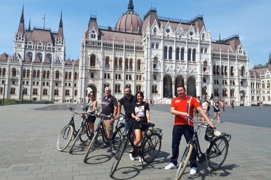Budapest : Highlights & Hidden Gems Walking Tour - Why This Tour Offers Great Value