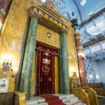 Budapest Jewish Cuisine & Culture Walk - Relaxing with Drinks & Recommending Future Exploration