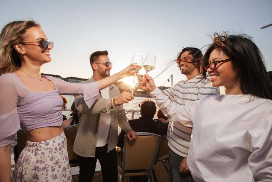 Budapest: Lotus Cruise with Unlimited Aperol and Prosecco - Why This Tour Offers Great Value
