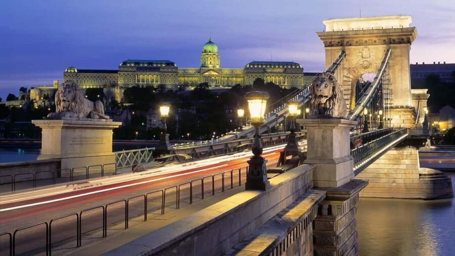 Budapest Night Tour and Danube Boat Ride (optional) - Why This Tour Is Worth Considering