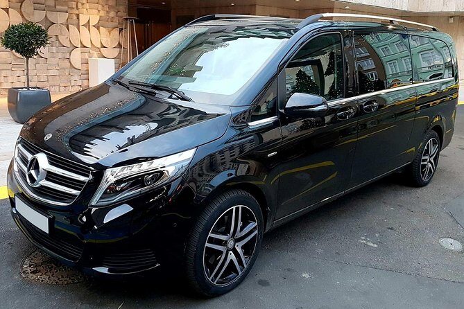 Budapest Private Round Trip Airport Transfer in a Luxury Car - Why This Transfer Offers Excellent Value