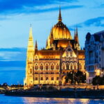 Budapest: Prosecco Dinner Cruise with Live Music - Who Should Consider This Cruise?