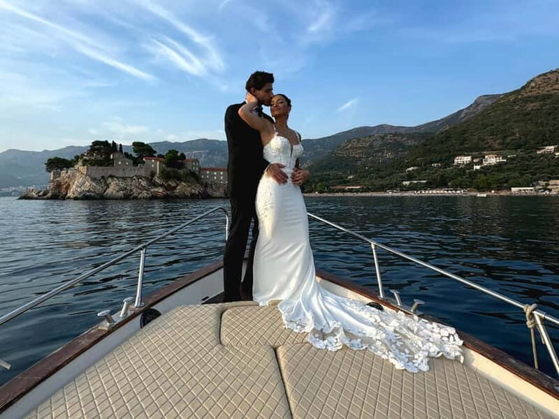 Budva: Private Sightseeing Boat Tour with Swimming & Drinks - A Close Look at the Experience