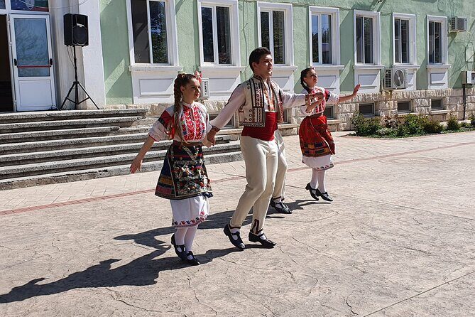 Bulgaria Day Trip - Private Tour from Bucharest - Veliko Tarnavo & Arbanasi - A Deep Dive into the Bulgaria Day Trip Experience